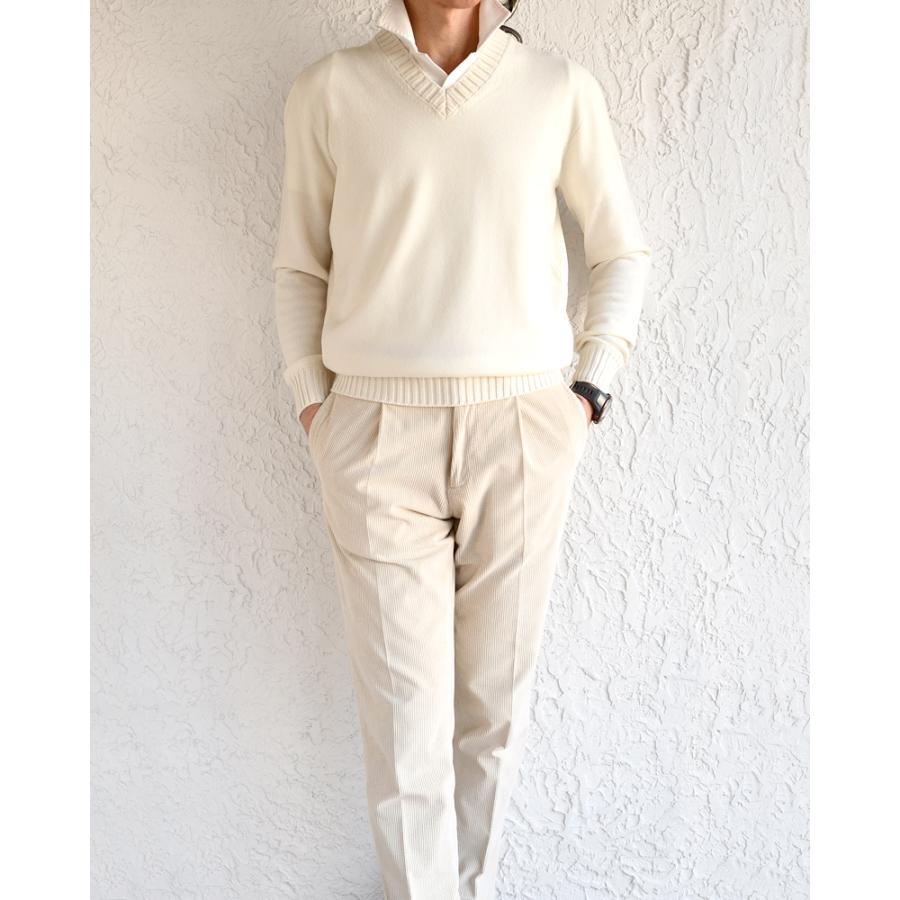 MAGAZZINO RICAMBI マガジーノ リカンビ ・カシミヤ フェルテッド Vネックニット ・art. 81 SCOLLO V FELTED ・col. Snow アイボリー ・イタリア製の画像