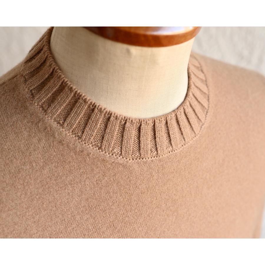 MAGAZZINO RICAMBI マガジーノ リカンビ ・カシミヤ フェルテッド クルーネックニット ・art. 81 GIROCOLLO FELTED ・col. CreamFudge ライトブラウンの画像