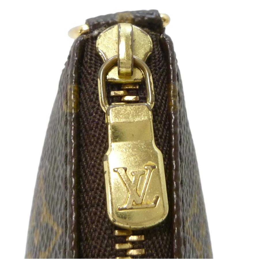 LOUIS VUITTON（ルイ・ヴィトン） ミニ・ポシェット・アクセソワール