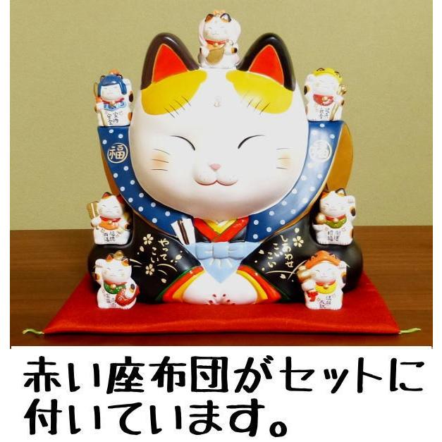 ガラスケース付　座布団に乗った福助と左手上げの招き猫　2体セット　アンティーク ガラスケース付 座布団に乗った福助と左手上げの招き猫 2体セット