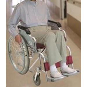 アルミ製 車椅子 〔ノーパンクタイヤ〕 自走・介助兼用 折り畳み 跳ね上げ式肘掛け 低反発クッション付き 〔介護用品 福祉用品〕 