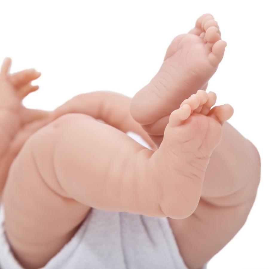 ジェーシートイズ 赤ちゃん おままごと 043657185515 8 piece Layette Baby Doll Gift Set | JC Toyの画像