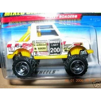 ホットウィール マテル ミニカー 1 Hot Wheels Mattel 1998 1:64 Scale Mixed Signals Series White St