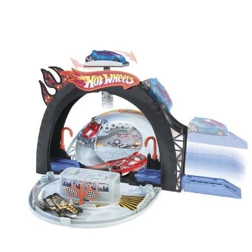 ホットウィール マテル ミニカー N4736 Hot Wheels Tire Tread Raceway 乗り物、ミニチュア-おもちゃ-ゲーム、おもちゃ