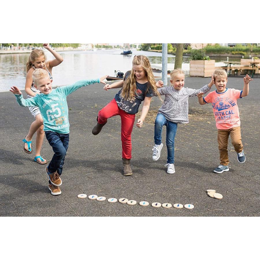ボードゲーム 英語 アメリカ GA264 BuitenSpeel Toys GA264 Moves Active Game of Memory and Body Movemの画像