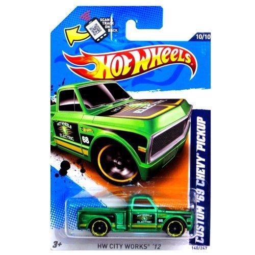 ホットウィール マテル ミニカー V5444 \"2012 Hot Wheels HW City Works Custom '69 Chevy Pickup 10/1"
