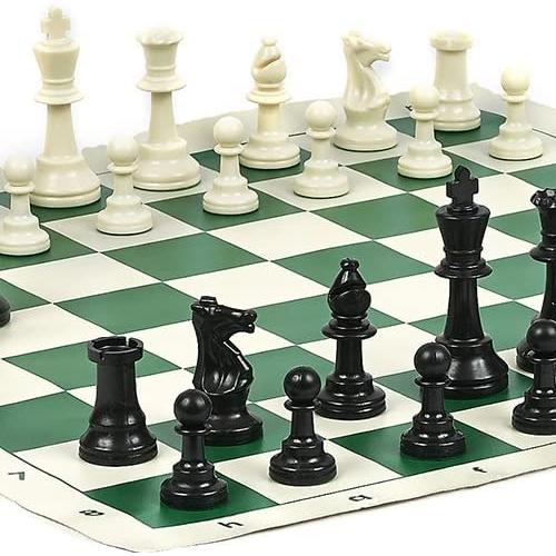 ボードゲーム 英語 アメリカ Hudson Street Staunton Tournament Chess Set with Two Extra Queens, Roll