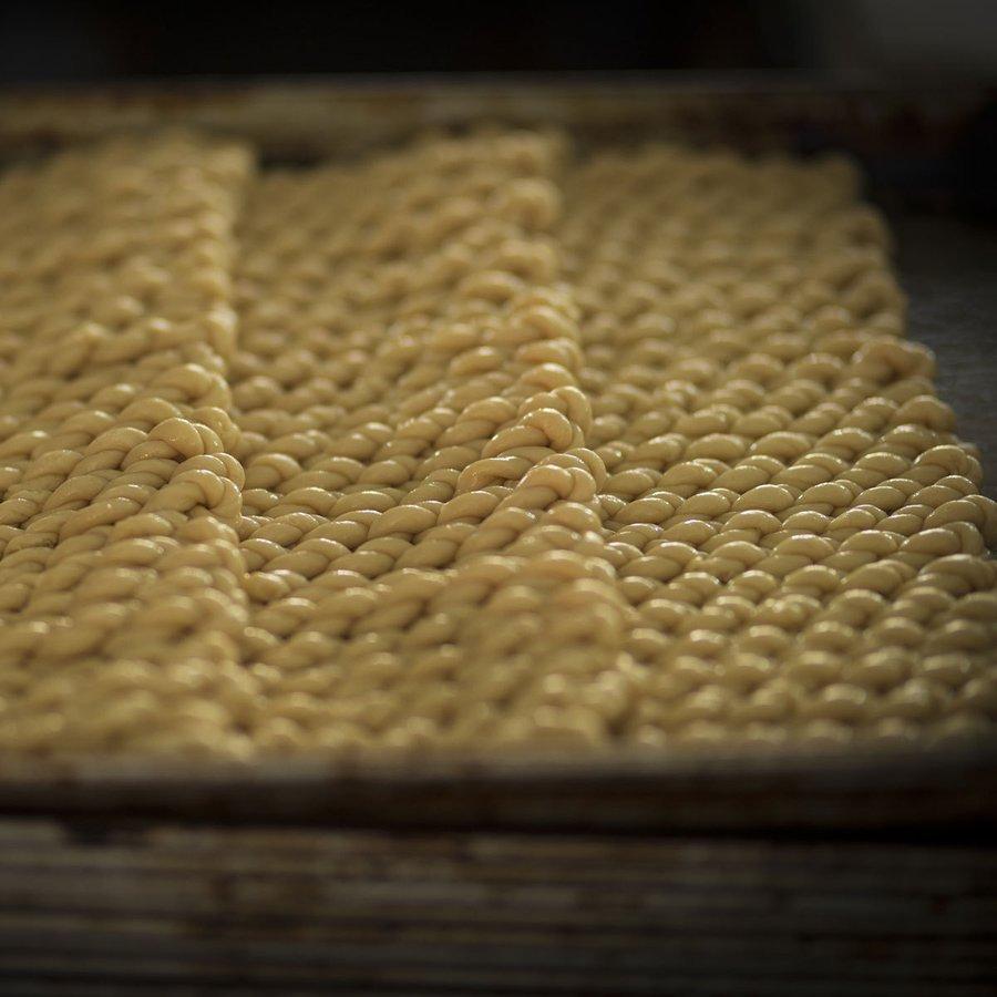 萬順の長崎中華菓子”よりより”８本入り（個包装） |  | 03