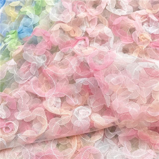 ひらひらお花のチュール生地 チュール生地 (30cm以上10cm単位切り売り