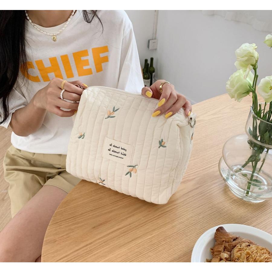 おむつポーチ　お着替えポーチ　バッグ　韓国　可愛い　イブル　大容量　オリーブ　チューリップ　くま |  | 08