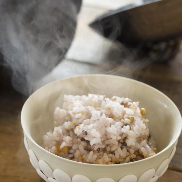 ◇同梱専用◇送料別 もち麦入り!『国内産十六穀米 業務用(500g)』お得 