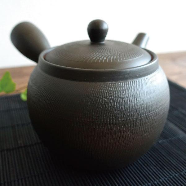 大きな 急須 900cc 大容量 お洒落 おしゃれ 日本製 お茶が美味しくなる 常滑焼 ティーポット 陶器 きゅうす 茶器 おすすめ 茶こし付き 大きい 黒 ブラック 流鳳 Ayi Big Pot M 660 マンモスビレッジ Yahoo 店 通販 Yahoo ショッピング