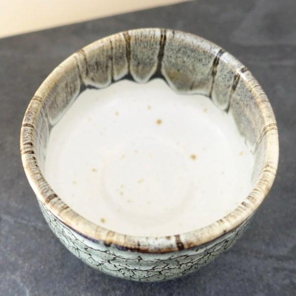 茶道具 抹茶茶碗 浮彫 菊 流水 今岡三四郎作 重陽の節句 茶道 茶道具 抹茶茶碗 浮彫 菊 流水 今岡三四郎作 重陽の節句 茶道
