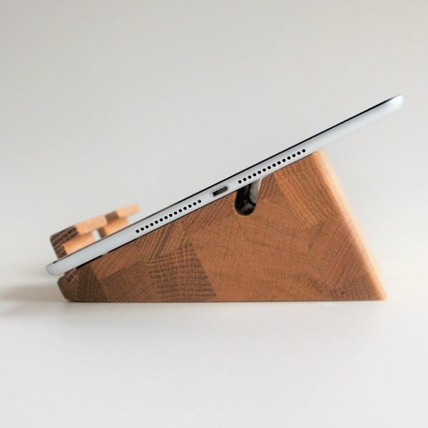タブレットスタンド 木製 天然木 Ipadスタンド タブレットpcスタンド おしゃれ 横置き 縦置き ウッドタブレットスタンド 充電しながら オーク Ghk Tablet Stand Oak マンモスビレッジ Yahoo 店 通販 Yahoo ショッピング
