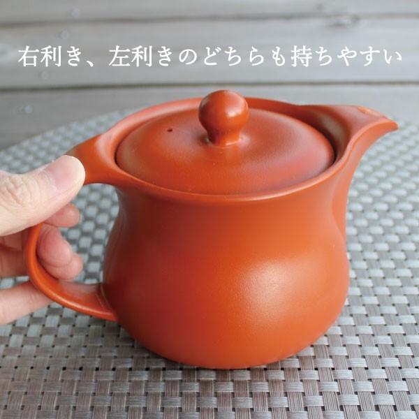 急須 おしゃれ 日本製 お茶が美味しくなる 常滑焼 きゅうす 高級 赤いティーポット 陶器 まろやか 上品 茶こし付き プレゼント ギフト 茶器 朱色  朱丸 :GMT-Akamaru-tokoname:マンモスビレッジ Yahoo!店 - 通販 - Yahoo!ショッピング
