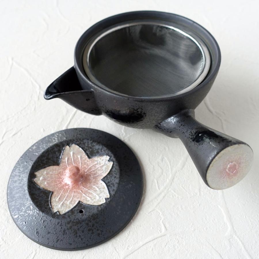 急須 キレがいい 波佐見焼 さくら 桜 おしゃれ 日本製 洗いやすい きゅうす お茶 かわいい 茶こし付き 茶器 陶器 ギフト 贈り物 プレゼント ピンク 黒 ブラック_5