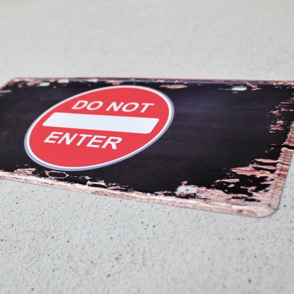 ブリキ看板 DO NOT ENTER 壁飾り アメリカンビンテージ 壁付け サイン
