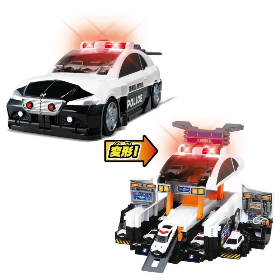 トミカワールド トミカ ビッグに変形! デカパトロールカー : おもちゃ