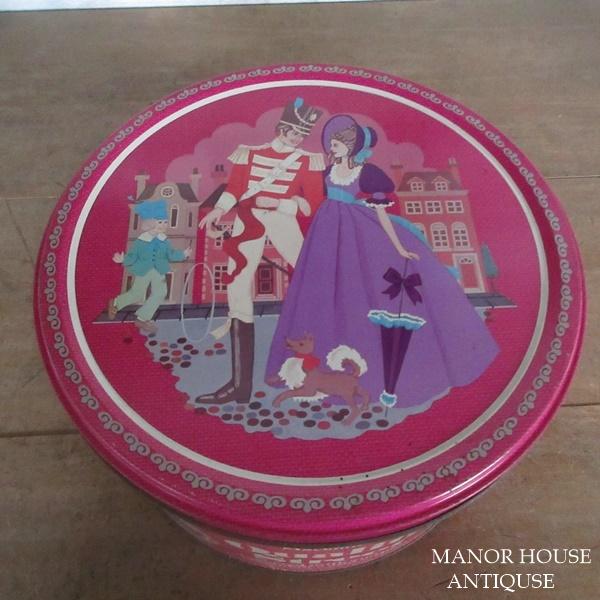 イギリス マッキントッシュ クオリティストリート お菓子缶 TIN缶