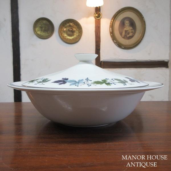 ロイヤルドルトンスープチュリーン