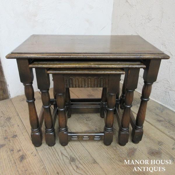 イギリス アンティーク 家具 ネストテーブル サイドテーブル 3台組 6076e イギリス アンティーク 家具 ネストテーブル サイドテーブル 入れ子式