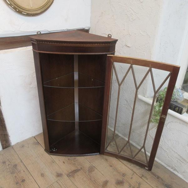 イギリス アンティーク 家具 ウォール コーナーキャビネット カップ 
