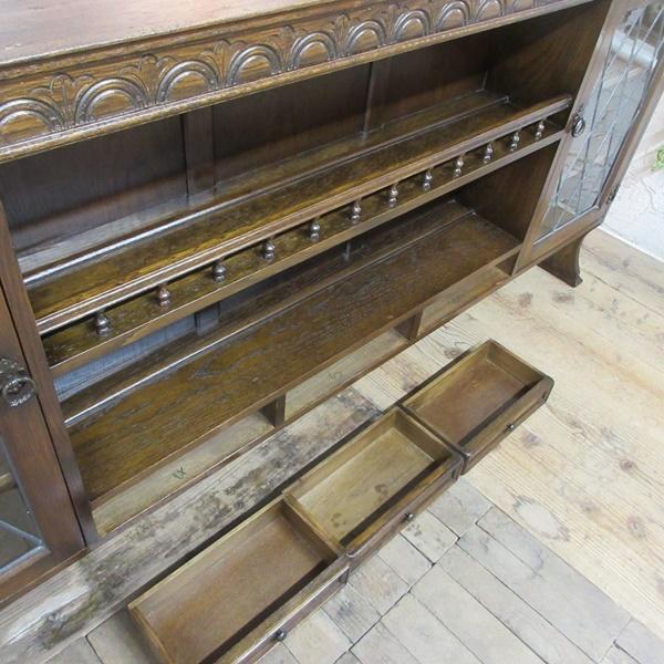 イギリス アンティーク 家具 カップボード キャビネット ラック 飾り棚