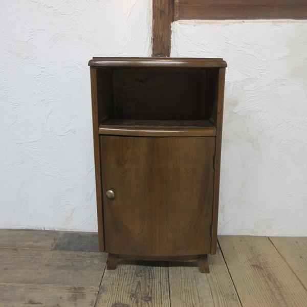 イギリス アンティーク 家具 サイドキャビネット ナイトテーブル 6533c イギリス アンティーク 家具 サイドキャビネット ナイトテーブル 6533c