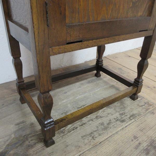 イギリス アンティーク 家具 小さな カップボード サイドキャビネット