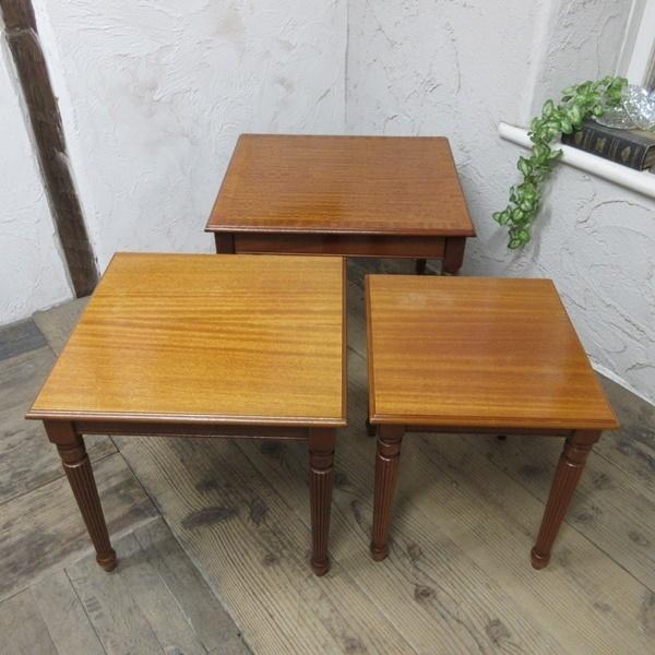 イギリス アンティーク 家具 ネストテーブル サイドテーブル 3台組 6792d イギリス アンティーク 家具 ネストテーブル サイドテーブル 3台