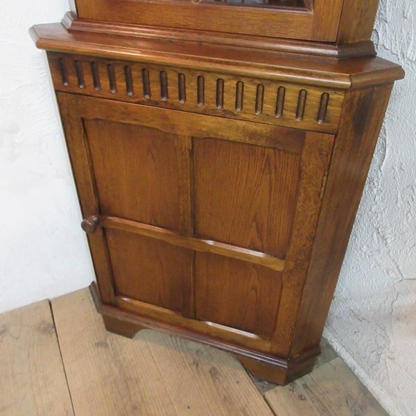 イギリス アンティーク 家具 コーナーキャビネット 飾り棚 英国 6958d イギリス アンティーク 家具 コーナーキャビネット カップボード
