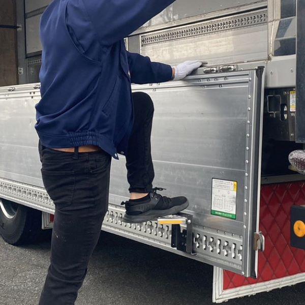 あおりステップ トラック用荷台はしご 昇降設備 ハシゴ・梯子