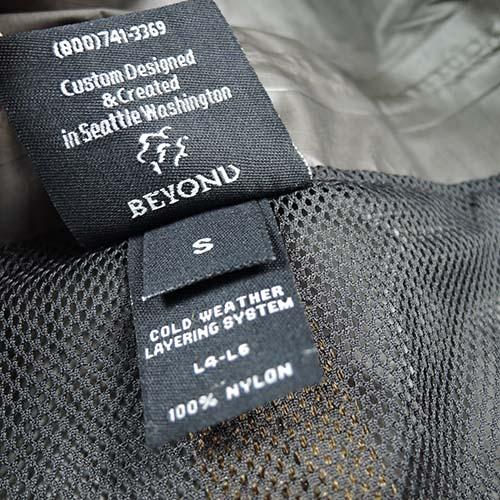 BEYOND デッドストック CLOTHING PCU LEVEL6 GORE-TEX JACKET BEYOND デッドストック CLOTHING PCU LEVEL6 GORE-TEX JACKET