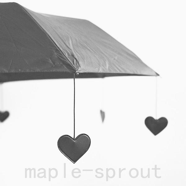 即発送可能 傘レディース可愛い晴雨兼用耐風折りたたみ傘折り畳み傘ジャンプおしゃれ軽量モノトーンワンカラーハート装飾可愛い無地デイリー 公式の Zoetalentsolutions Com