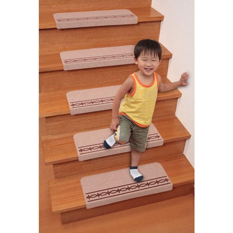 サンコー 階段マット すべり止め付 ずれない 洗える 日本製 折り曲げ付 ベージュ おくだけ吸着 55×21cm(折り曲げ55×4cm)15｜mapletreehouse｜02