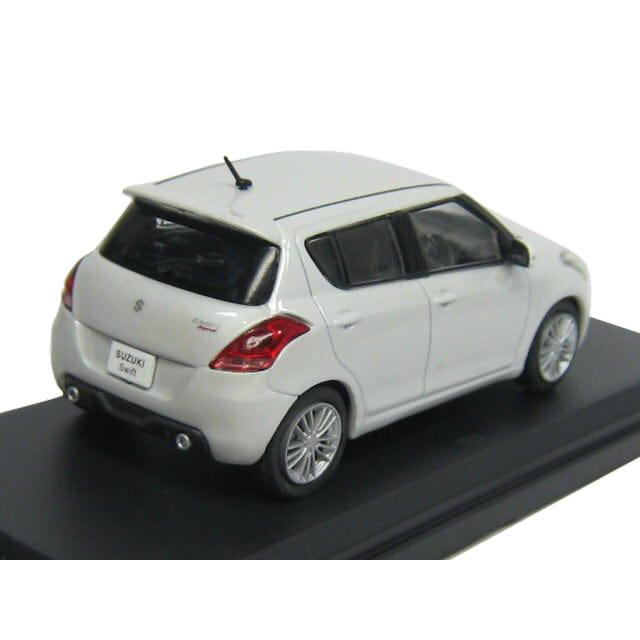 Ixo　1/43　ＳＵＺＵＫＩ　スズキ　スイフト　スポーツ　ＺＣ３２Ｓ型　2012年　パール 