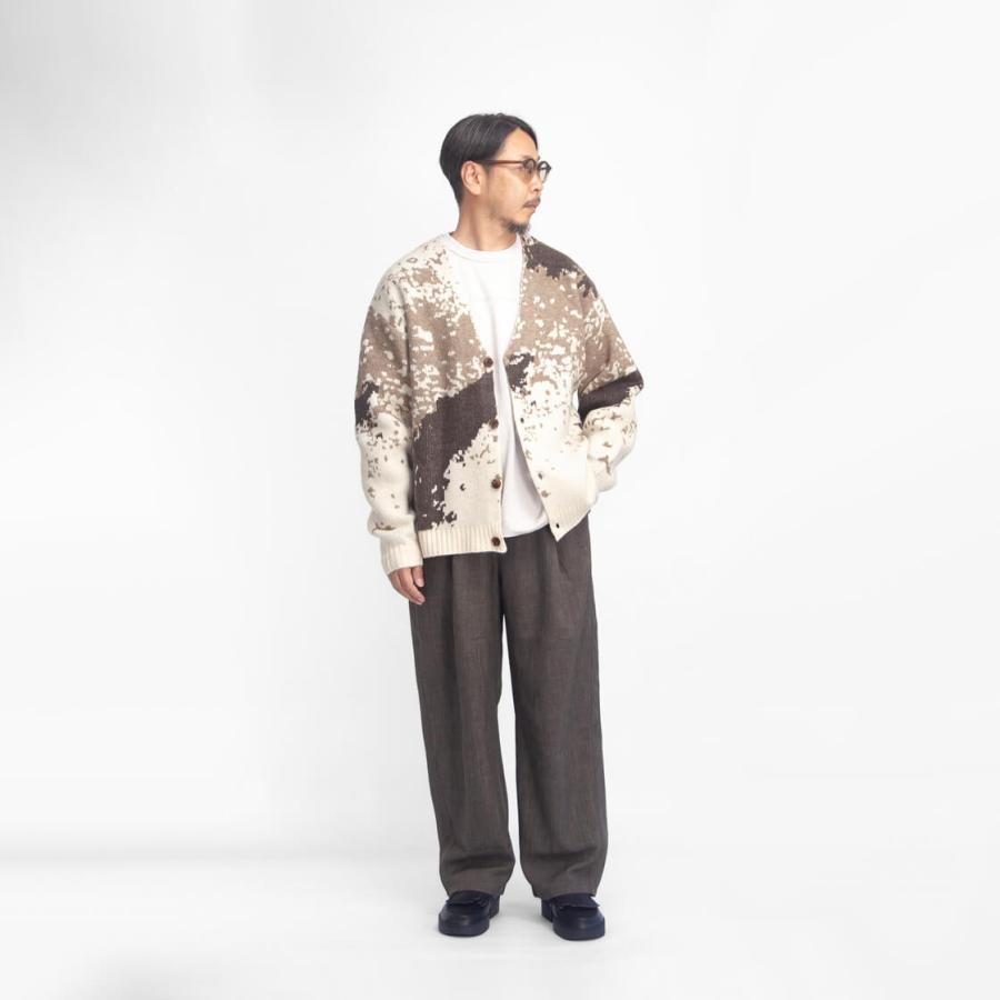 セール価格】LAOTOUR ダブルジャカード 総柄 ニットカーディガン