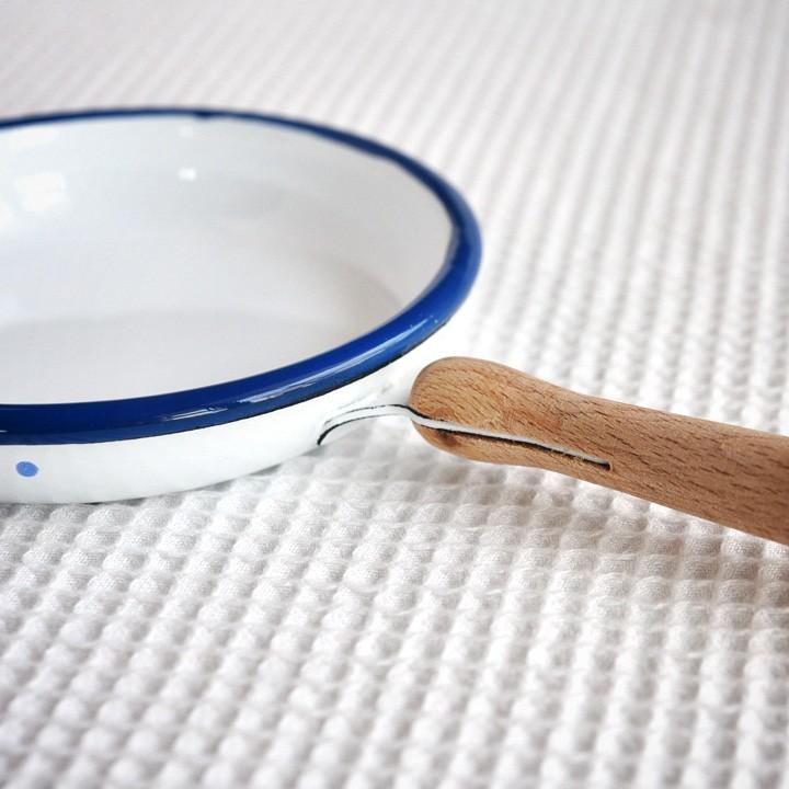 ホーローフライパン ままごと : メルヒェン Yahoo!店 - 通販 - Yahoo