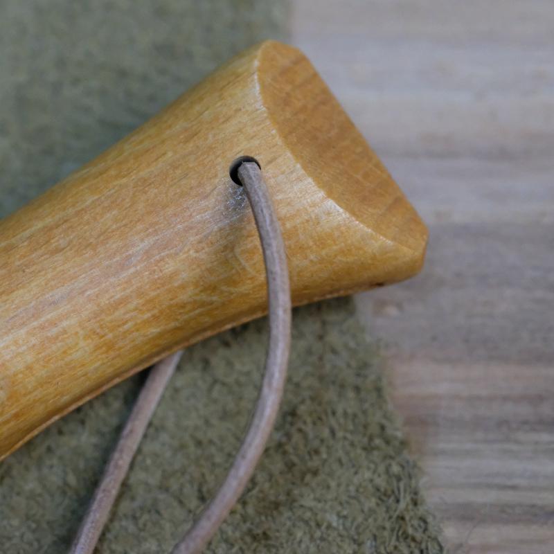 オピネル（opinel) カーボン　no9　革紐付き |  | 05