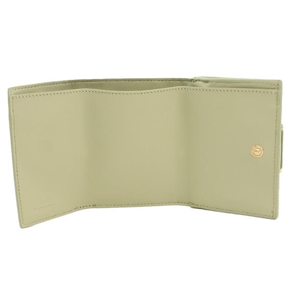 FENDI 美品三つ折り財布 カーキ色付属品完備 FENDI（フェンディ） 三つ折り財布 折り畳み 8M0395 三折財布小銭入