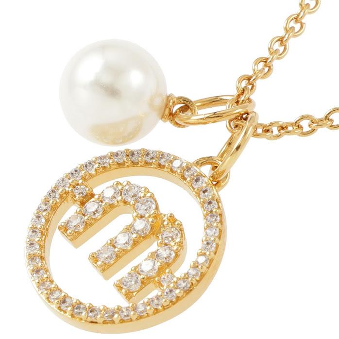 miu miu パール ネックレス バッグにつけても可愛い《Miu Miu》パールレザーネックレス