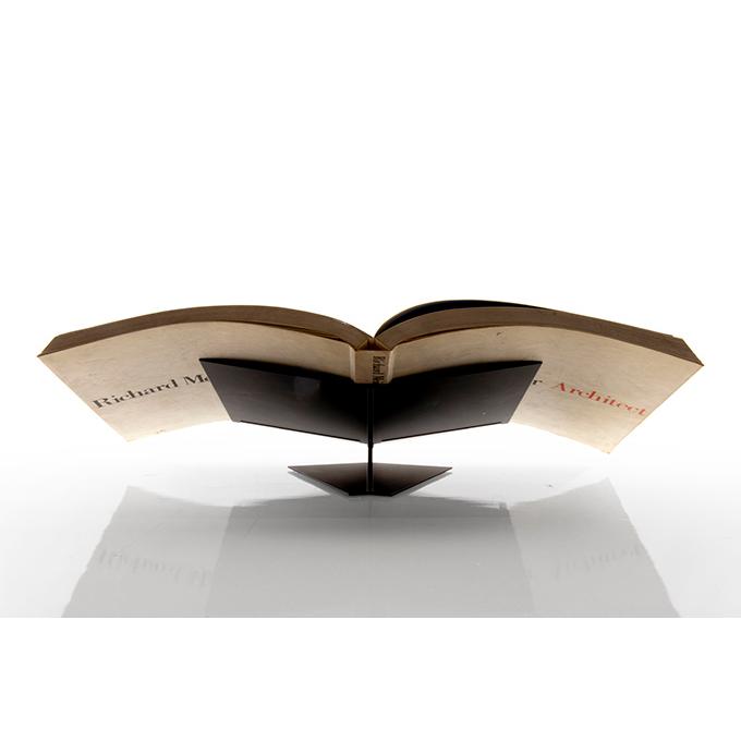 本を開いて見せるブックスタンド 160°タイプ : 本棚 壁面収納