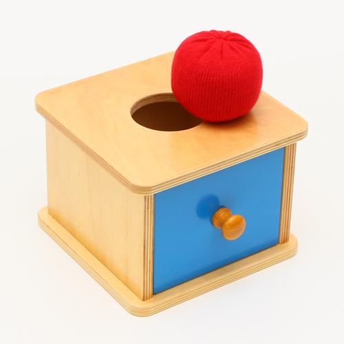 モンテッソーリ　引き出し付玉入れ　Montessori にぎにぎ玉入れ 引き出し付 ご家庭でも施設でも 知育玩具 0歳 10か月
