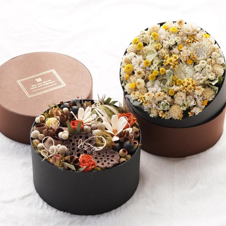 母の日 花 ギフト ドライ フラワー ボックス ラウンド M お花 宅配 フラワーケーキ 退職 送別会 プレゼント おしゃれ 女性 30代 40代 50 代 Dry 13 横浜花まりかフラワーギフト専門店 通販 Yahoo ショッピング