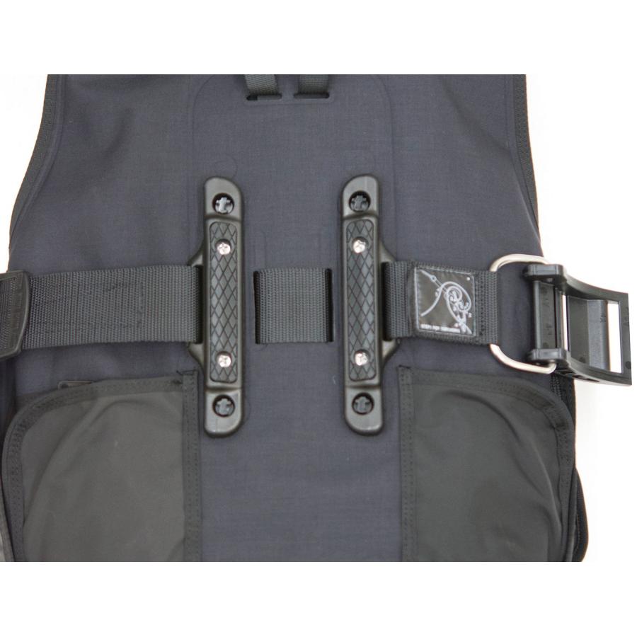 TUSA 重器材セット 【 BCD ＋ レギュレーター 】 ＊Lサイズ＊ (LIBERATOR BC0103B / RS1103J / SS20 / SCA150J)｜marine-club-kawauso｜06