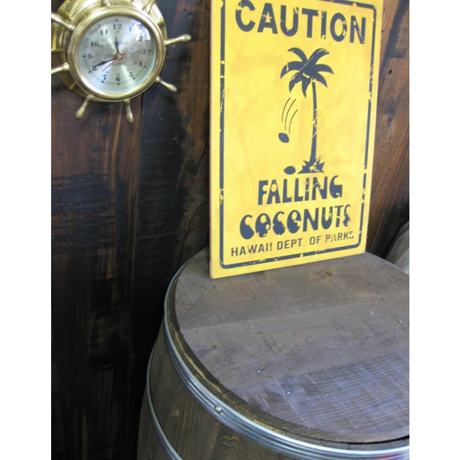 ハワイアンウッドサインボード（ハワイの道路標識（CAUTION COCONUTS