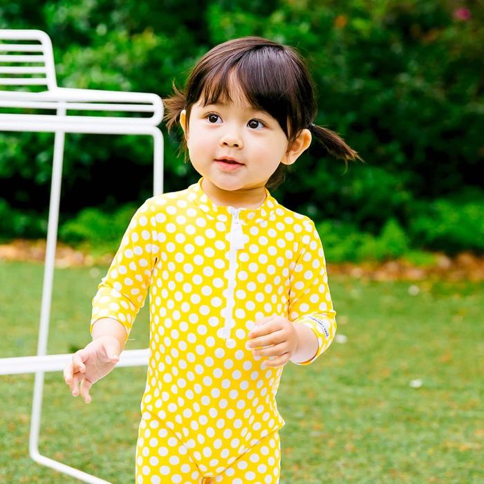 可愛い ベビー水着 キッズ 70 水遊び 送料無料 水着 練習用 ベビースイミング 保育園やプールに最適 ベビー 90 95 子供 紫外線対策 Upf50 130cm スポーツ ラッシュガード ボーダー柄のデザインはビーチで大注目 0円off 100 110 60 スクール 温泉 海水浴 Uvカット 1 海