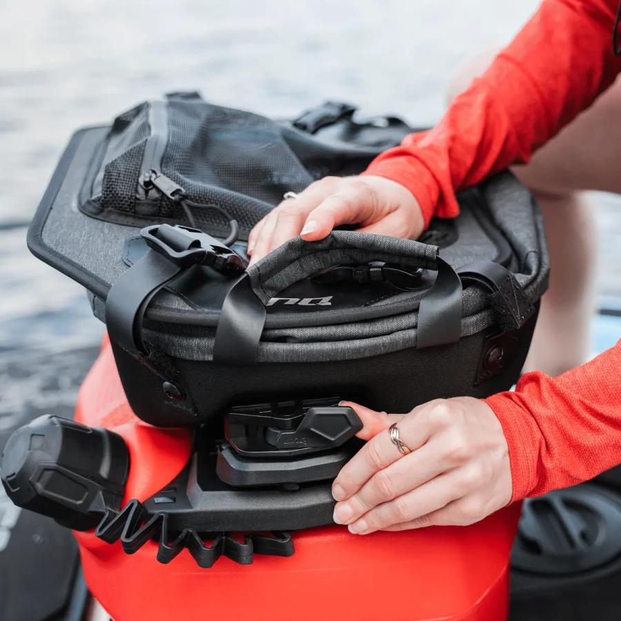 シータモルト　スリーブ付き SEA-DOO（シードゥ） LinQ セミリジッドクーラー 20リットル (5.3 US