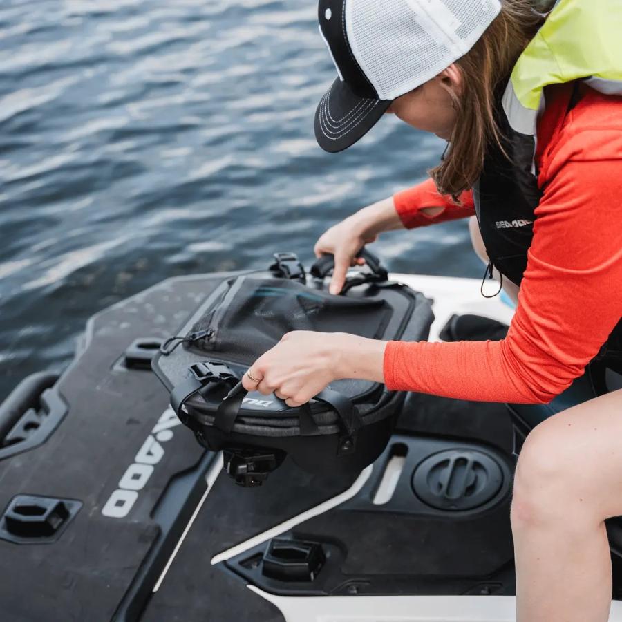 SEA-DOO（シードゥ） LinQ セミリジッドクーラー 20リットル (5.3 US