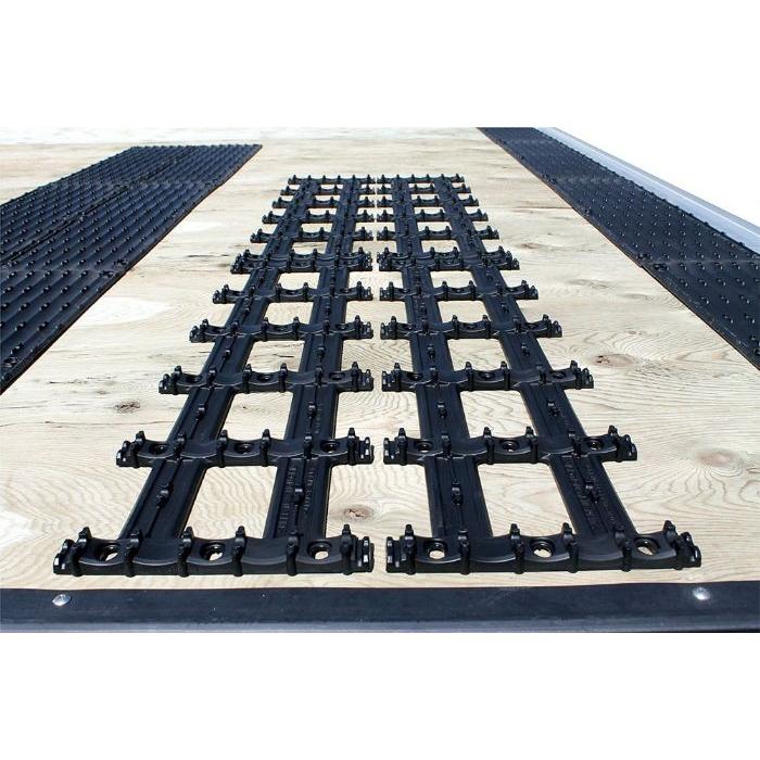 Super Traction Grid(トレーラー用レール) 1枚 *同梱不可 Super Traction Grid(トレーラー用レール) 1枚 *同梱不可